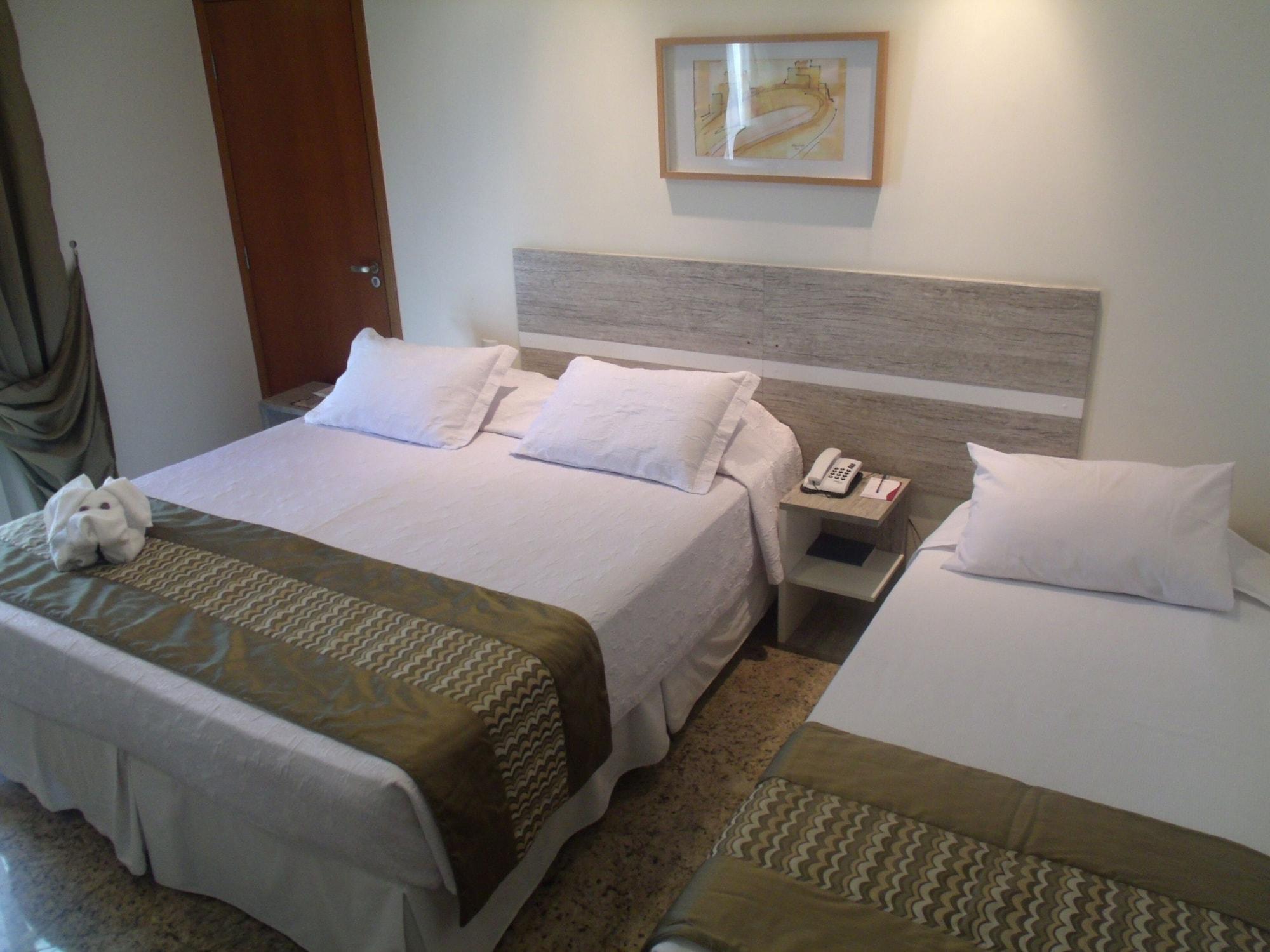 Colonial Plaza Hotel Pindamonhangaba Dış mekan fotoğraf